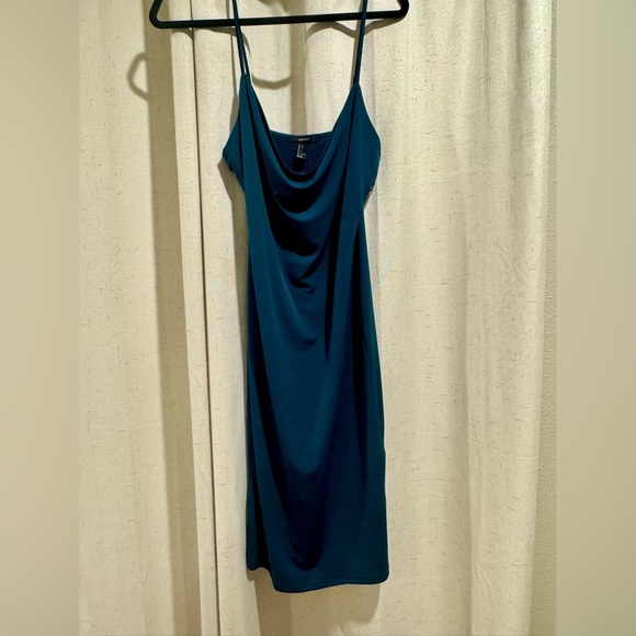 Forever 21. Dress. Size large. Teal color. NWT - Picture 5 of 5